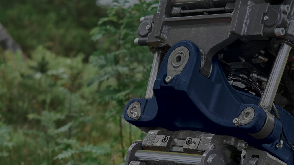 tiltrotator with blue color on a excavator